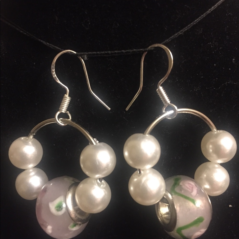 PINK ROSES & PEARLS - Picture 3 of 4